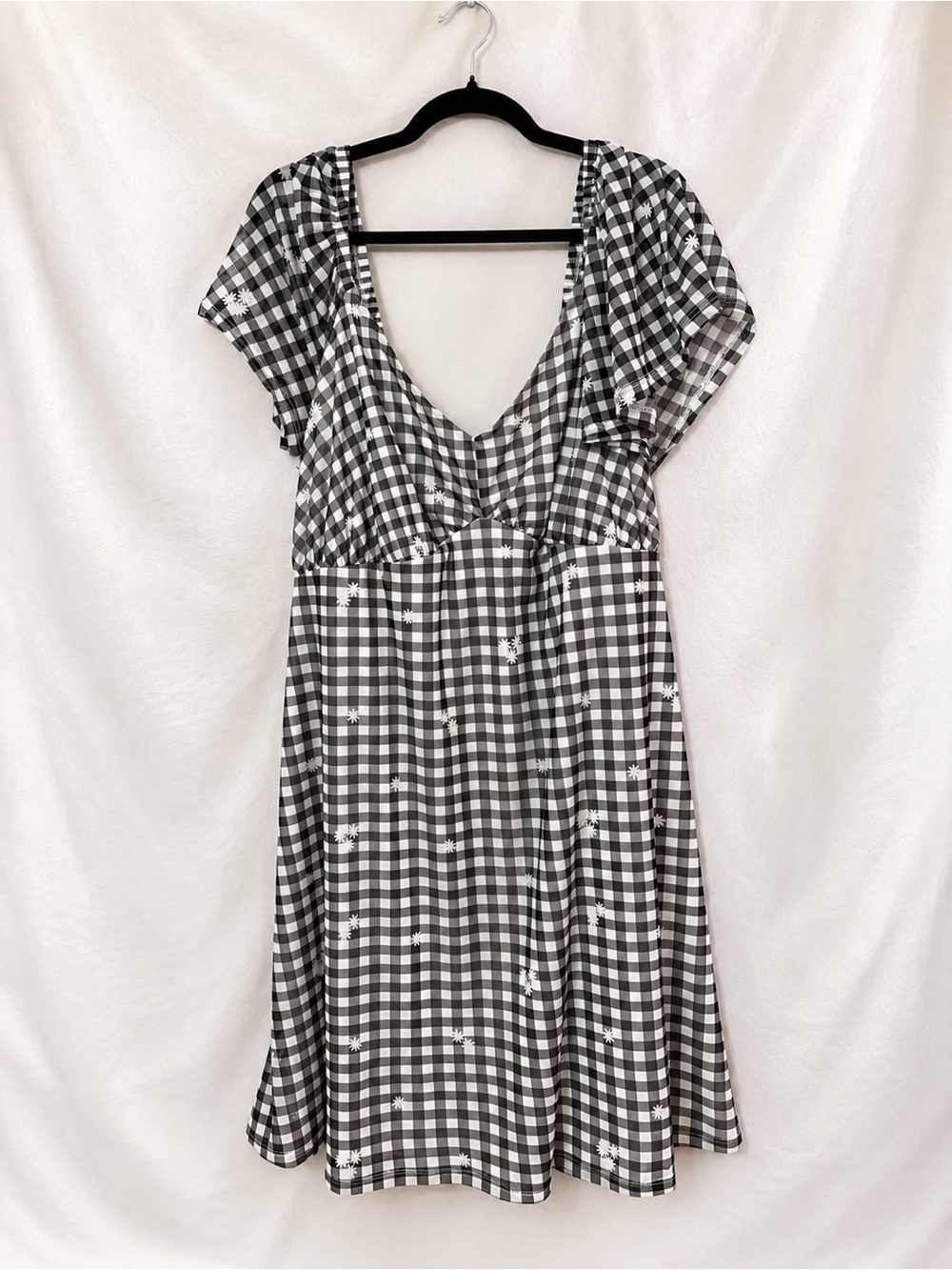 Torrid Black & White Gingham V-Neck Women’s Dress